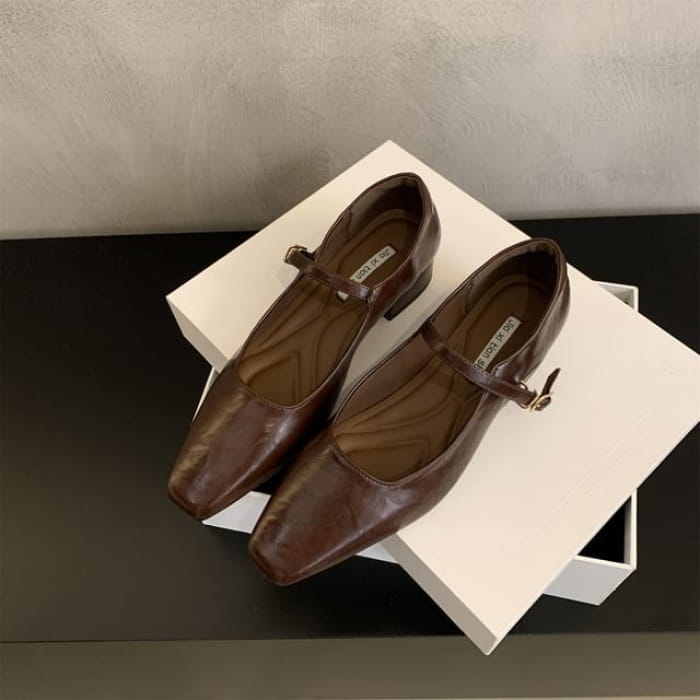 Block-Heel Mary Jane Flats - Brown / 35 - Shoes