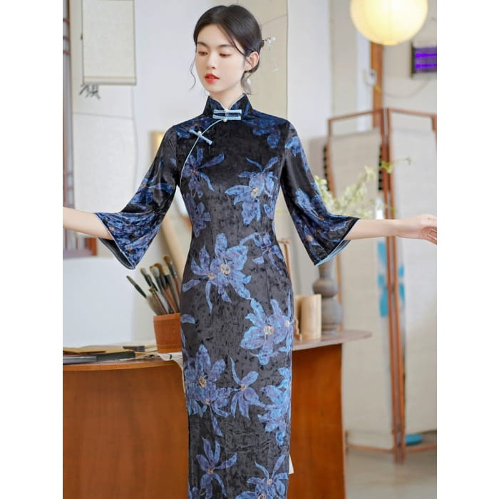 Blue Floral Cheongsam Dress - Female Hanfu