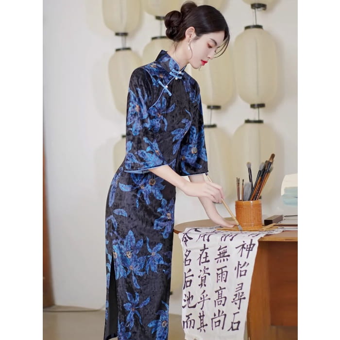 Blue Floral Cheongsam Dress - Female Hanfu