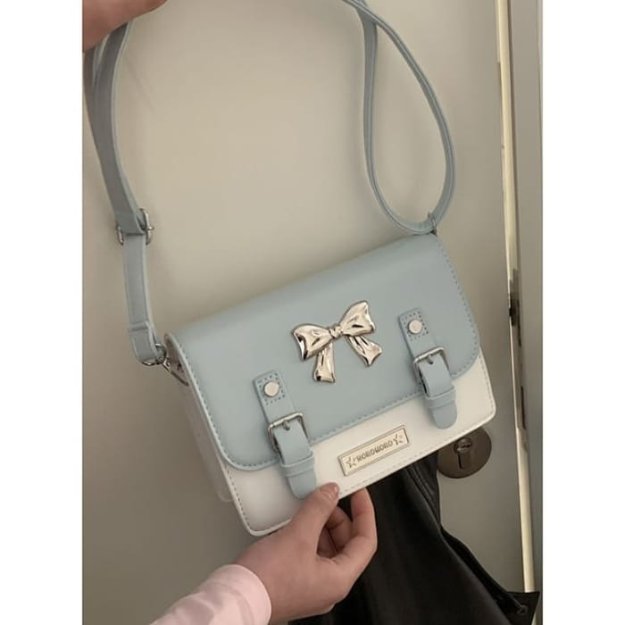 Bow Accent Buckled Satchel Bag - White & Blue / One Size