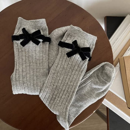 Bow Accent Socks - Gray / One Size