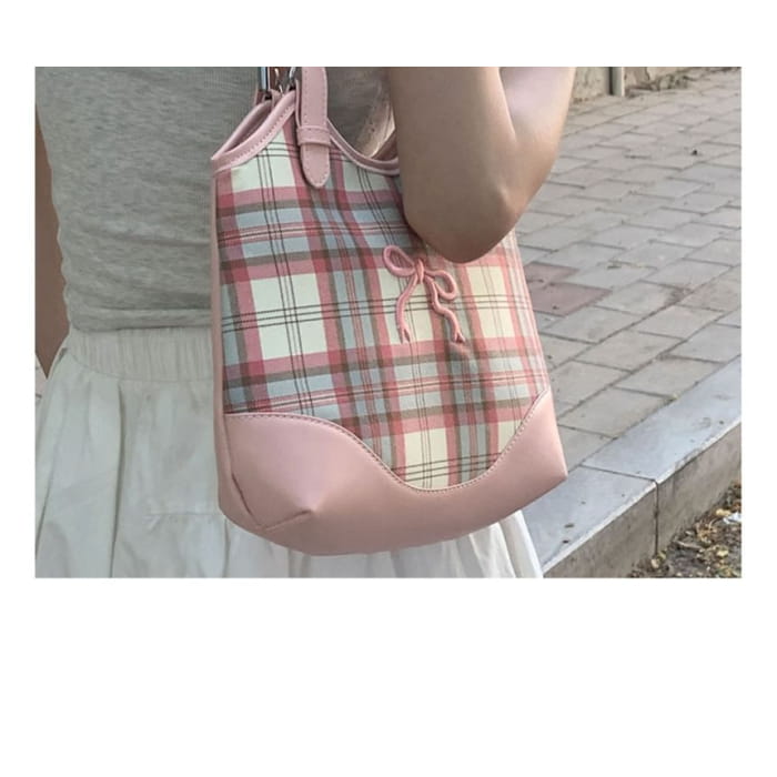 Bow Embroidered Plaid Panel Tote Bag