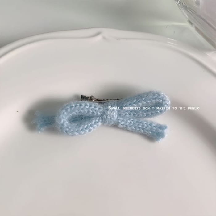 Bow Knit Hair Clip - 07 - Blue / One Size