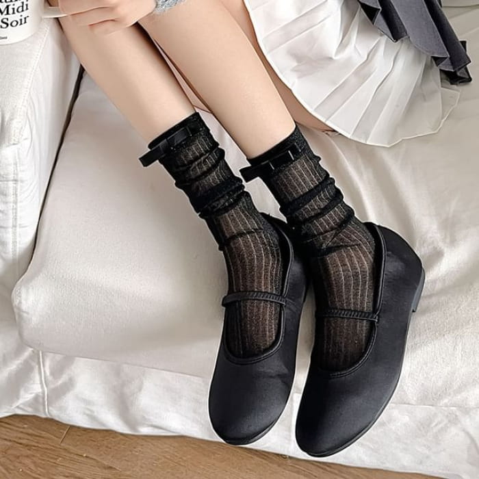 Bow Mid Calf Socks / Set - 1 Pair - Black / One Size