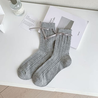 Bow Pointelle Socks - Gray / One Size