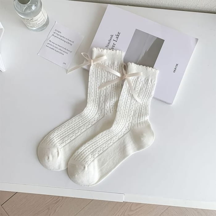 Bow Pointelle Socks - White / One Size