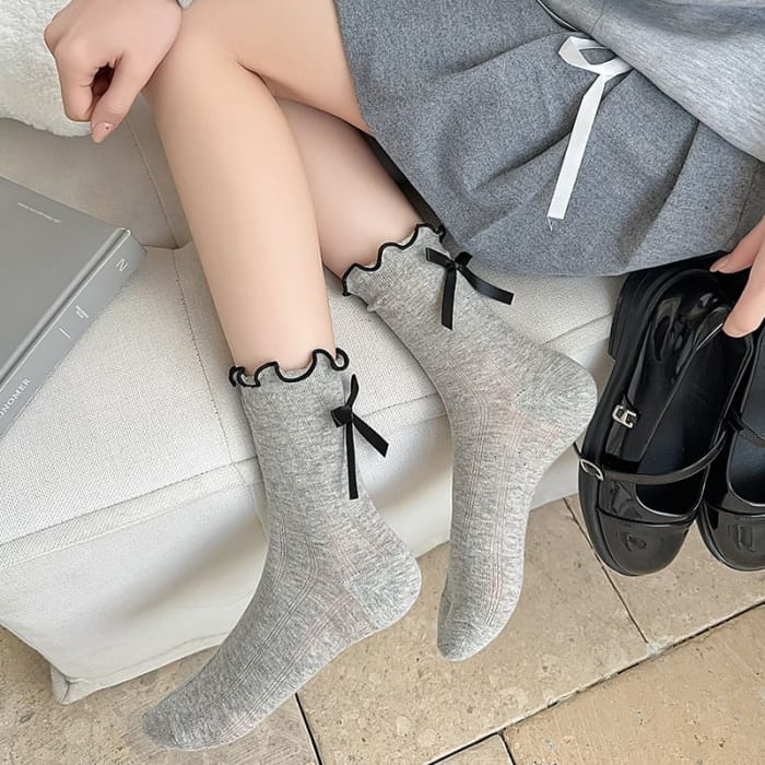 Bow Ruffle Socks