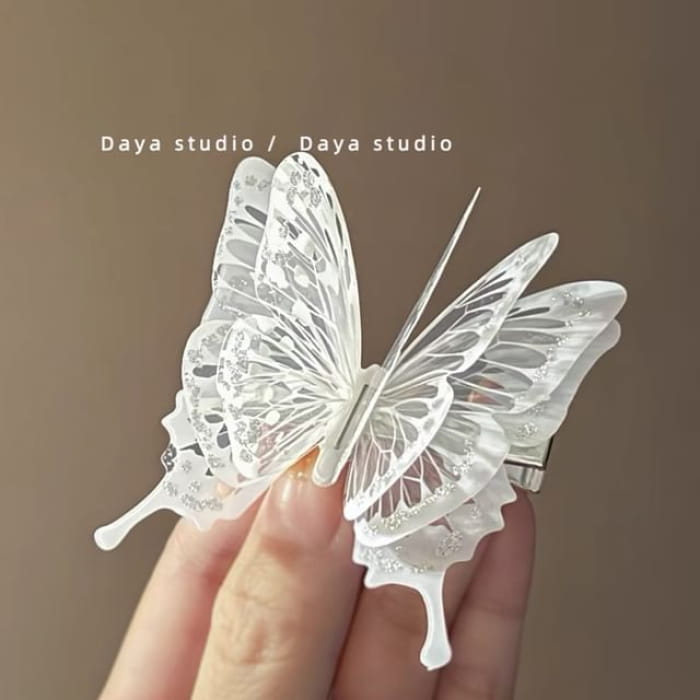 Butterfly Alloy Hair Clip - White / One Size