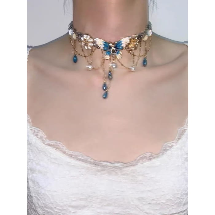 Butterfly Faux Pearl Festoon Choker