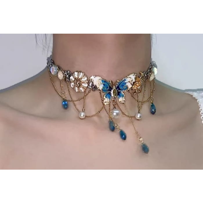 Butterfly Faux Pearl Festoon Choker