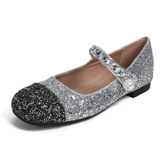 Cap Toe Chain Accent Mary Jane Shoes - Glitter - Black &