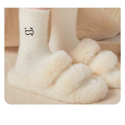 Cartoon Embroidered Fluffy Socks / Set