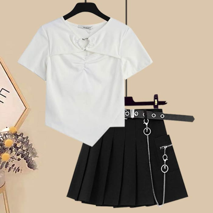 Casual T-Shirt Belted Chain Pleated Skirt Set - White
