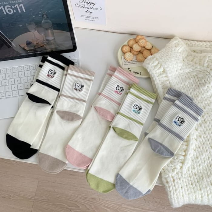 Cat Embroidered Socks Set - 2 Pairs - Coffee / One Size