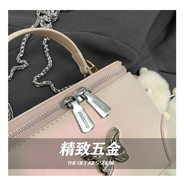 Chain Strap Butterfly Accent Faux Leather Crossbody Bag