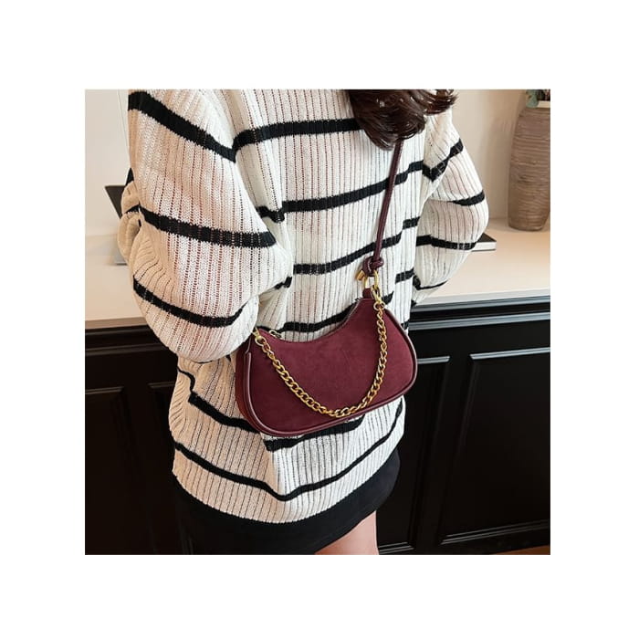 Chain Strap Crossbody Bag