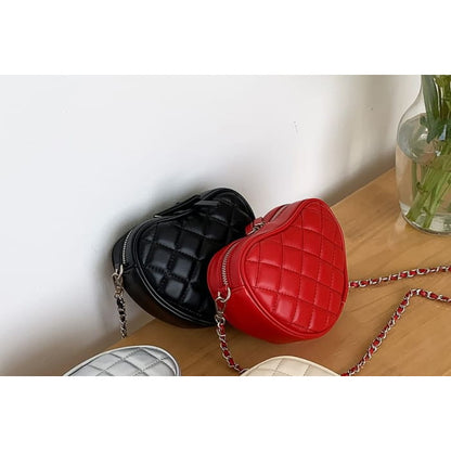 Chain Strap Heart Quilted Crossbody Bag