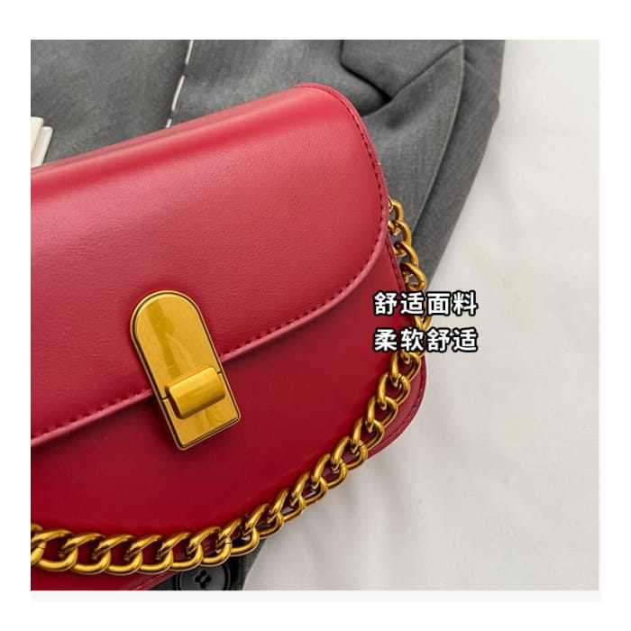 Chained Flap Crossbody Bag