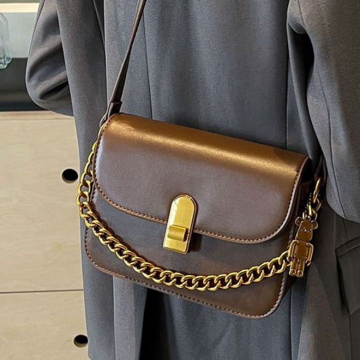 Chained Flap Crossbody Bag