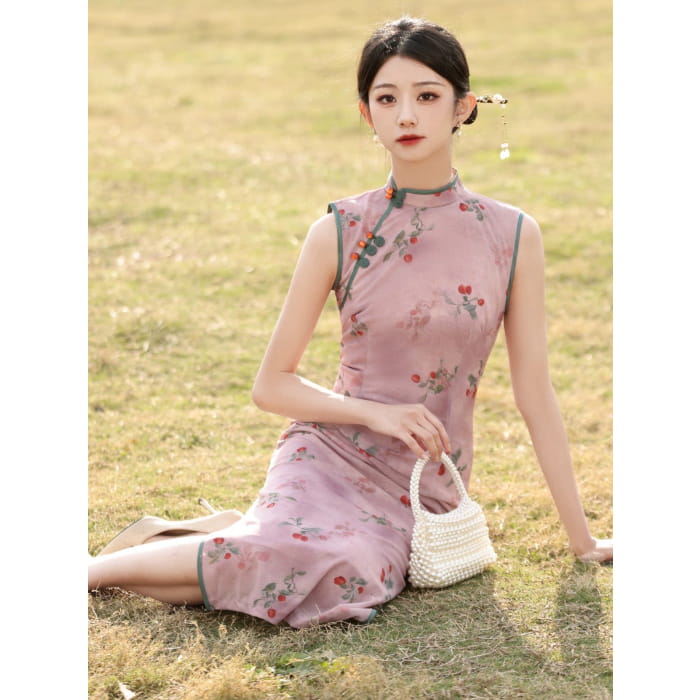 Cherry Blossom Sleeveless Long Cheongsam - Female Hanfu