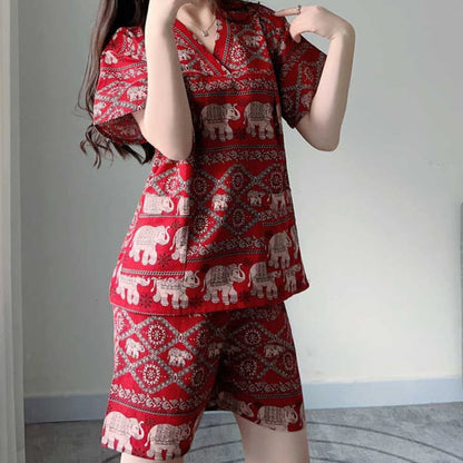 Chic Elephants T-Shirt Shorts Pajamas Set