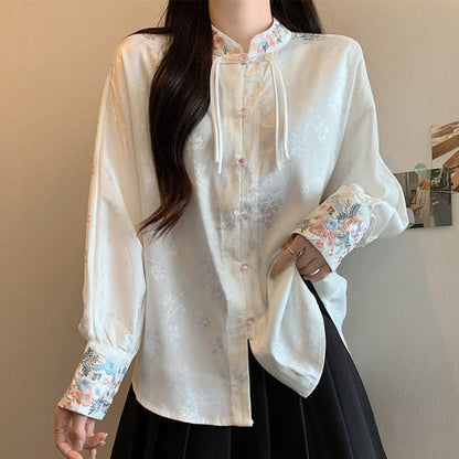 Chic Flower Embroidery Buckle Long Sleeve Shirt