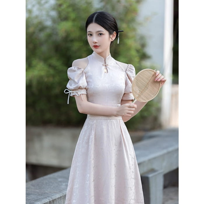 Chic Textured Puffy Sleeve Cheongsam - S / White - Female