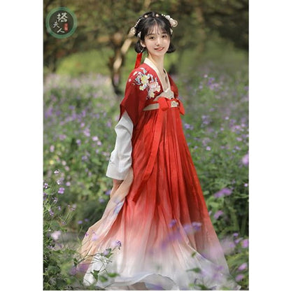 Chinese Hanfu Set Of 3: Embroidered Short