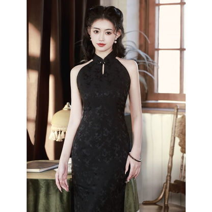 Classic Black Sleeveless Long Cheongsam - Female Hanfu