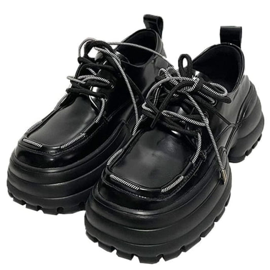 Classic Platform Boots - EU35 (US5.0) / Black - Boots