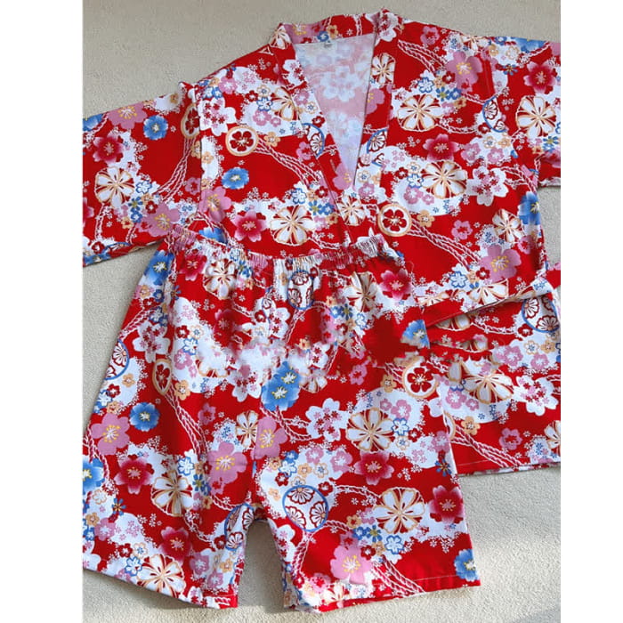 Colorful Floral Print T-Shirt Shorts Pajamas Set - Women
