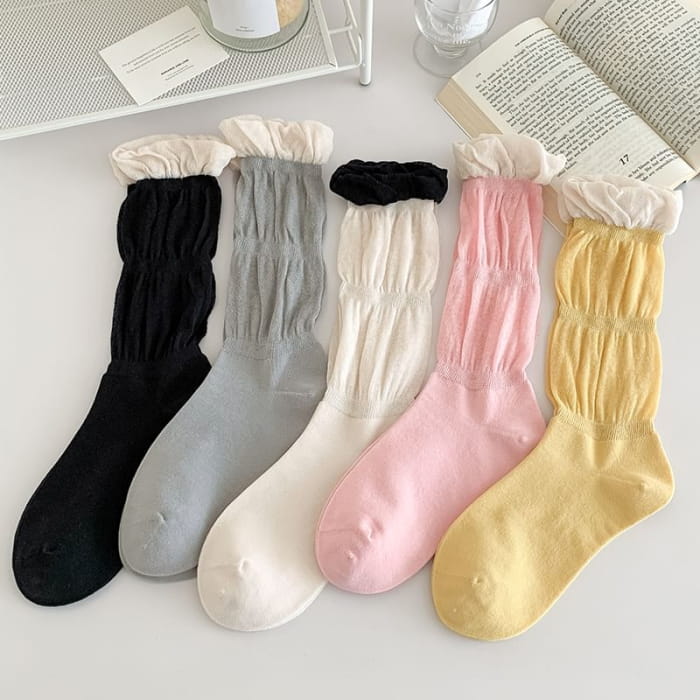 Contrast Frill Trim Mid-Calf Socks