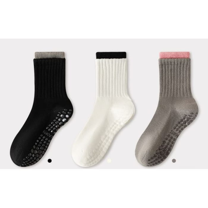 Contrast Trim Ribbed Yoga Short Socks / Set - of 3 Pairs