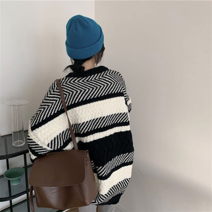 Cozy Stripe Knit Sweater - Free Size / Black/white