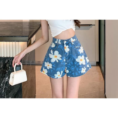 Daisy Print High Waistline Washed Denim Shorts Egirldoll