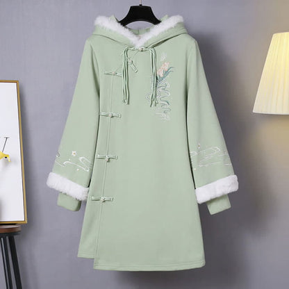 Delicate Flower Embroidery Buckle Plush Hooded Sweatshirt