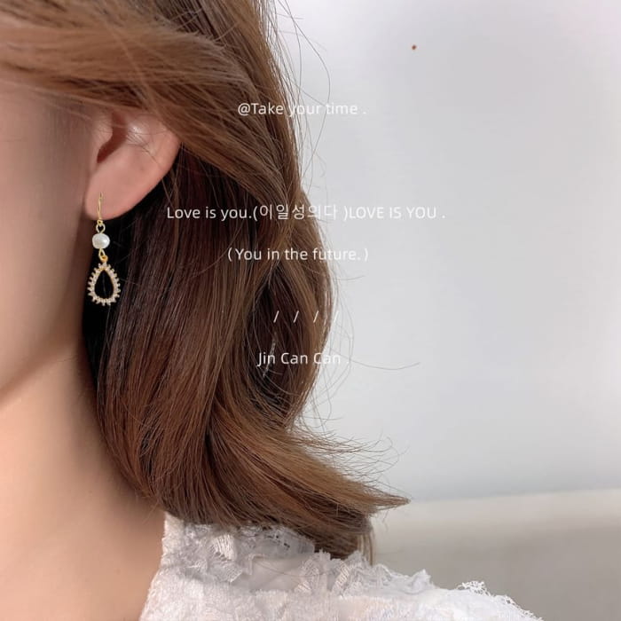 Droplet Rhinestone Faux Pearl Alloy Dangle Earring