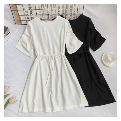 Elbow-Sleeve Crewneck Plain A-Line Dress