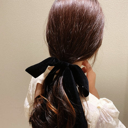 Elegant Black Velvet Hair Bow - Standart / Other