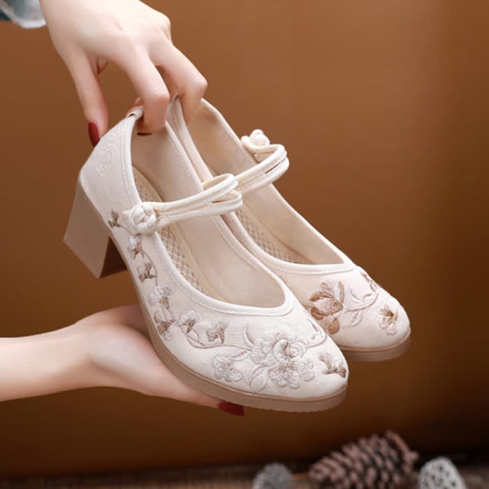 Elegant Floral Embroidery Buckle High Heel Shoes