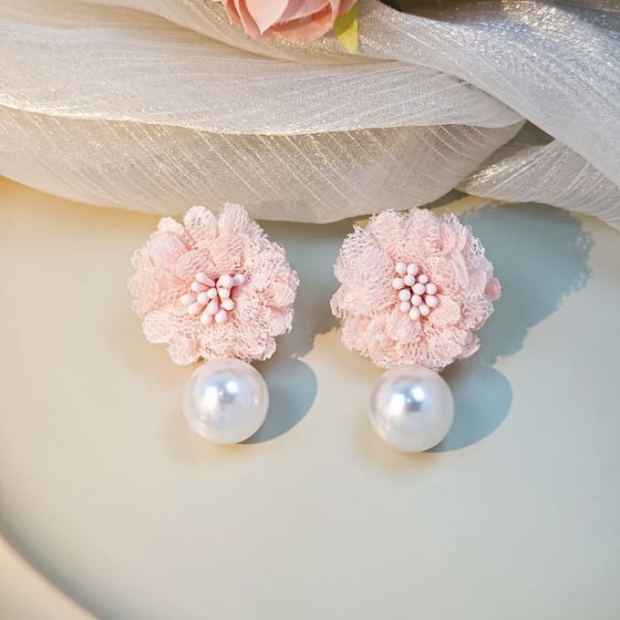 Elegant Flower Pearl Drop Earrings - 1 Pair - E5748-7