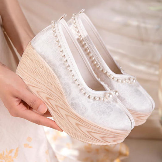 Elegant Pearl Decor Vintage Platform Shoes - White / 35