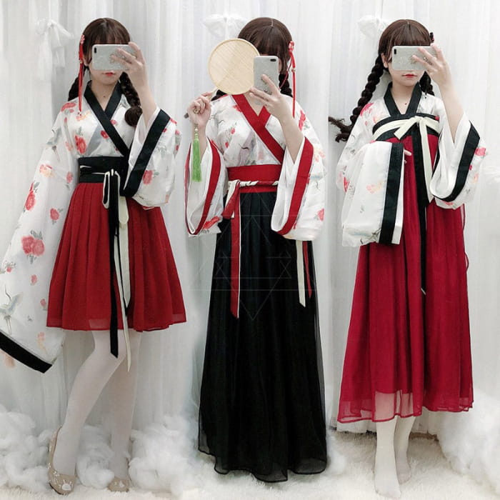 Elegant V-Neck Floral Print Top Skirt Kimono Set - White