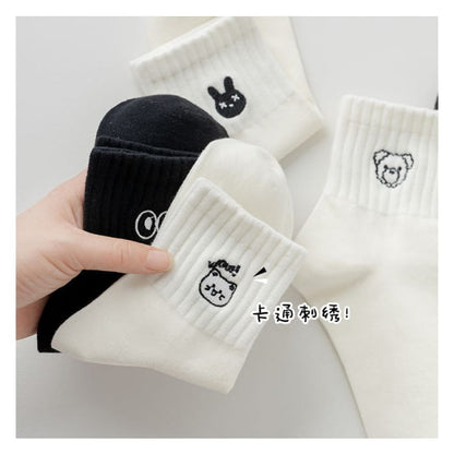 Embroidered Socks Set