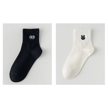 Embroidered Socks Set - of 2 Pairs - Eye & Rabbit - White