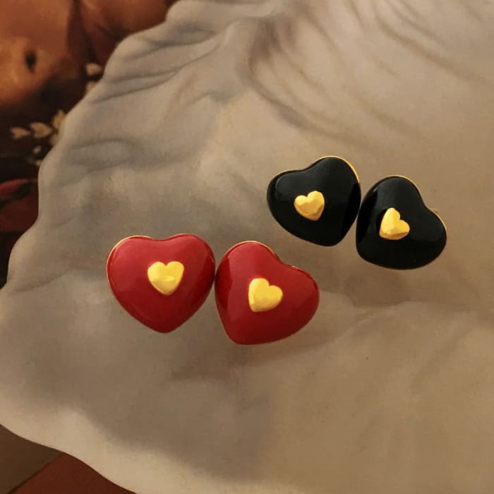 Enamel Heart Stud Earring