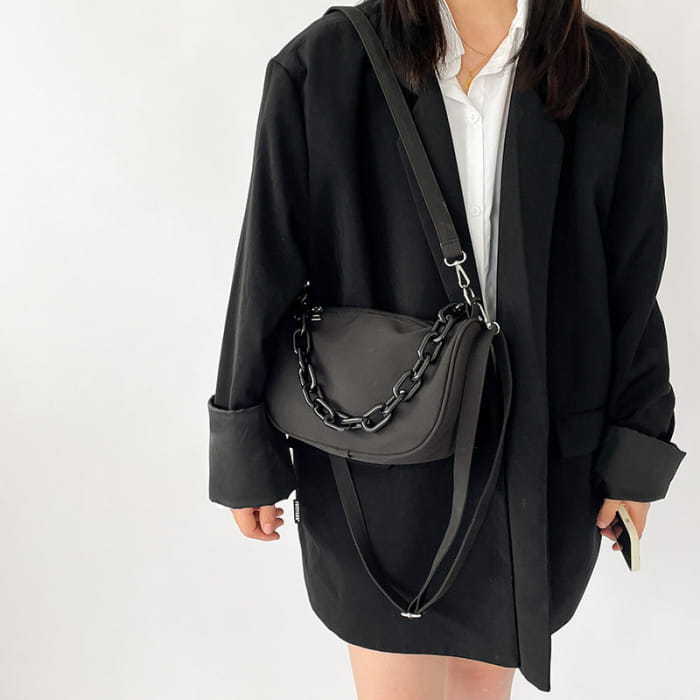 Fashion Black Acrylic Chain Crossbody Bag - One Size
