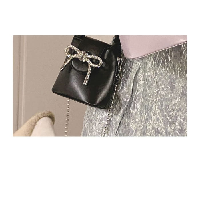 Faux Leather Plain Bow Hand Bag