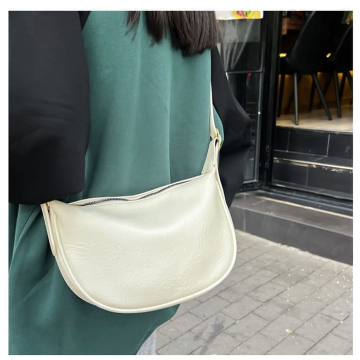 Faux Leather Plain Zip Shoulder Bag