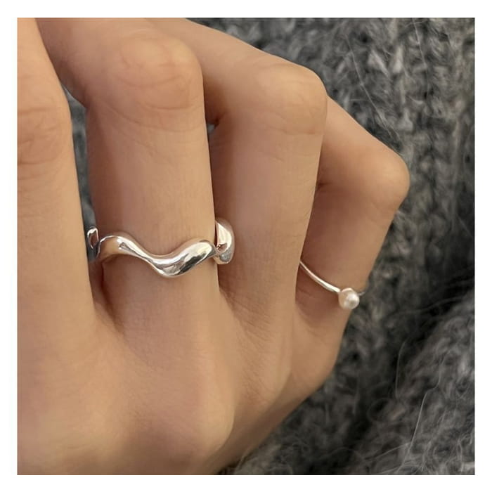 Faux Pearl / Wavy Alloy Open Ring